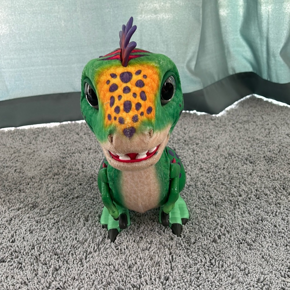 Fur real dinosaur